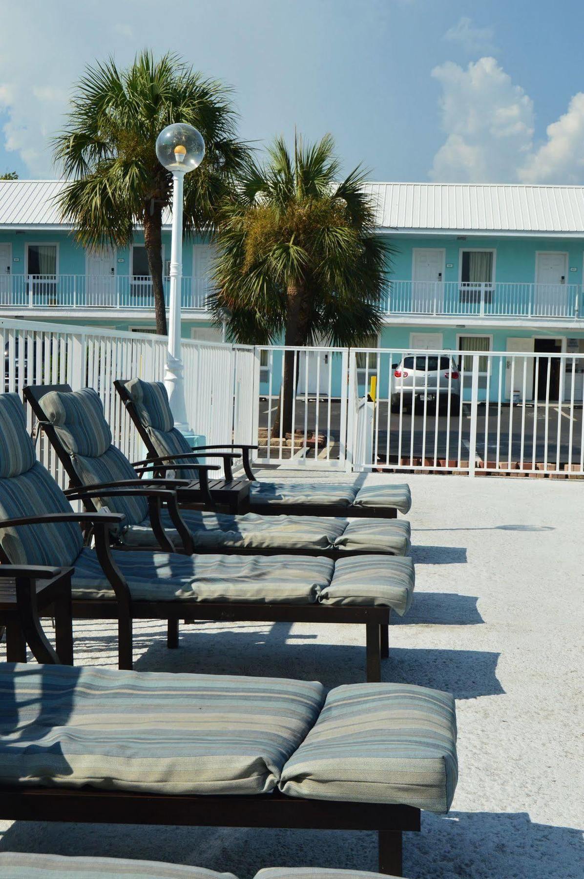 Destin Inn & Suites Exterior foto